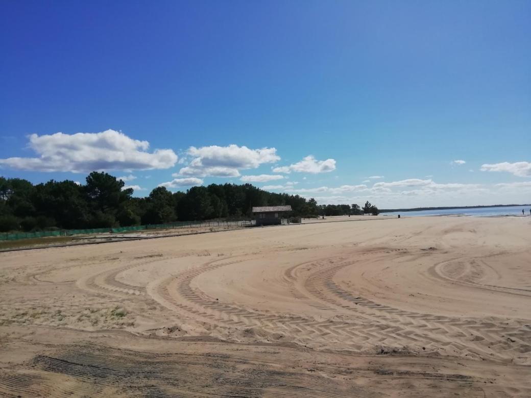 Charmante Maison Neuve Au Lac D'Hourtin Εξωτερικό φωτογραφία